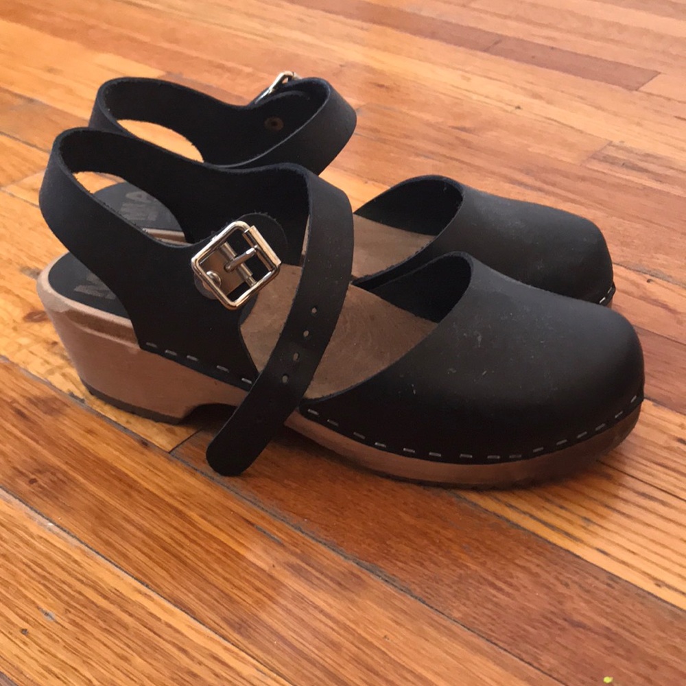 Mia clogs